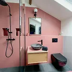 American-style With Pool In Montalivet *