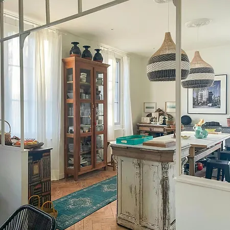 American-style With Pool In Montalivet Tatil Evi